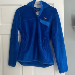 Patagonia- Women’s blue fuzzy quarter zip